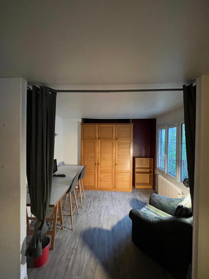 Appartement Fond De Jardin 1 Etage Palaiseau Eksteriør bilde
